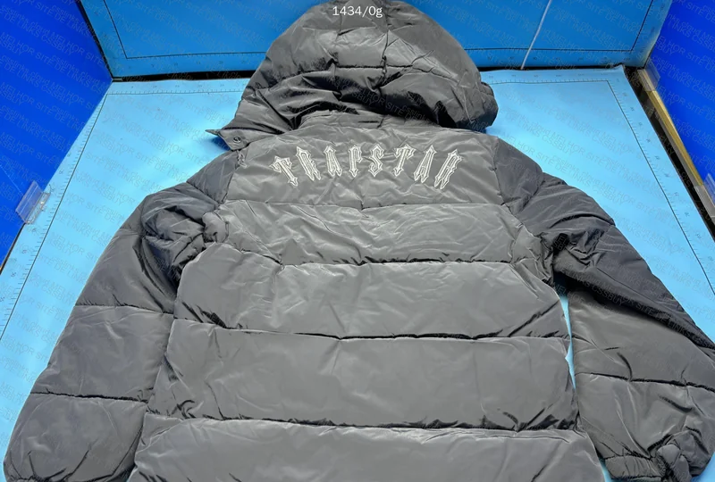 Puffer trapstar 4