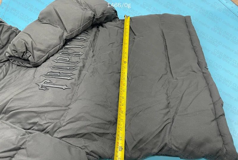Trapstar Goat Puffer (with Measurements) 5