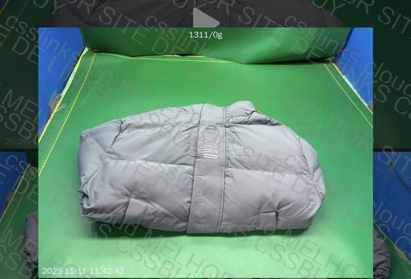 Puffer trapstar logo menor?