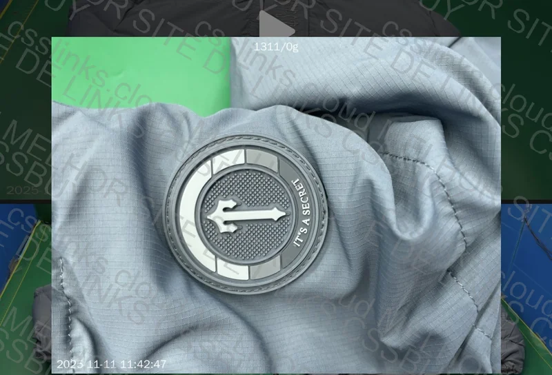 Puffer trapstar logo menor? 4
