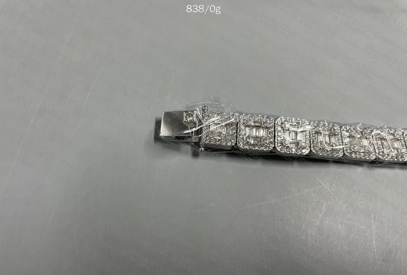 Almost 1kg Bracelet 3