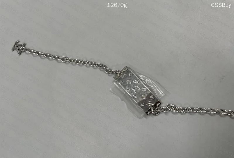 LV Bracelet (The One Everyone Was Looking For) 4