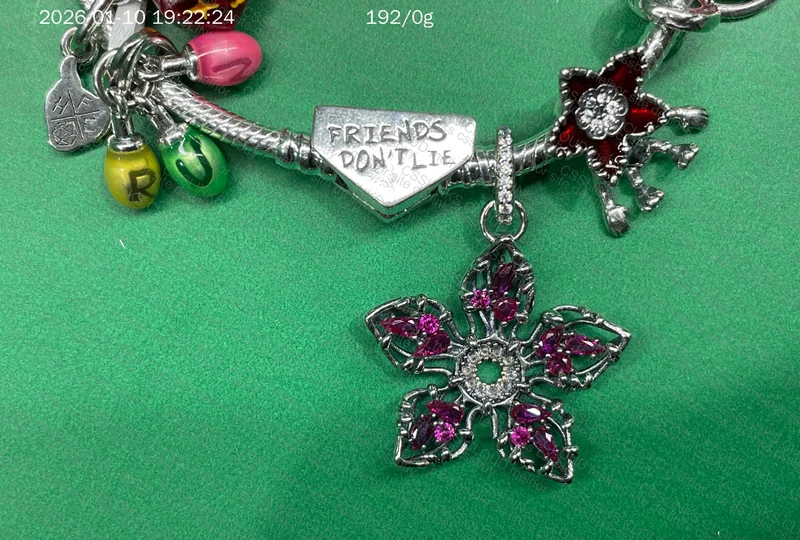 PULSEIRA STRANGER THINGS 8