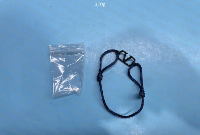 Valentino Bracelet 3