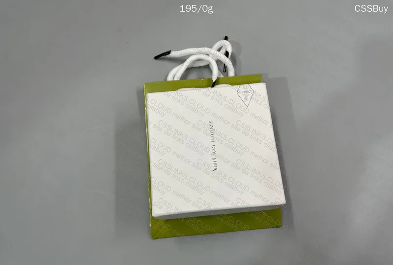 Van Cleef Bracelet 2