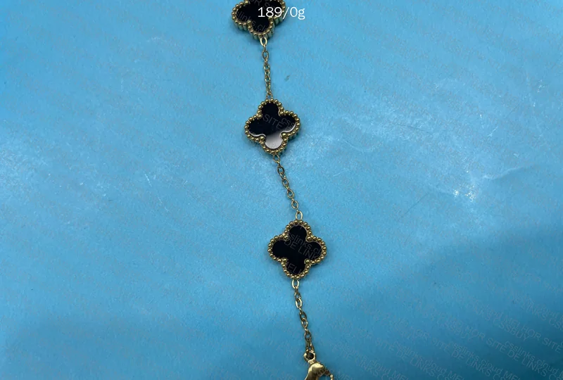 Van Cleef 5 Stars Bracelet 2
