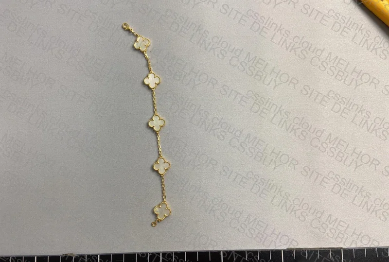 Van Cleef VGold Bracelet 7