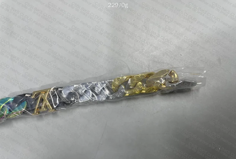 LV Bracelets 8