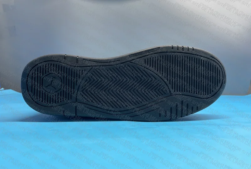 Puma 180 Black 6