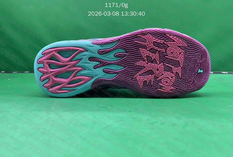 Puma MB Iridescent Hornets 9