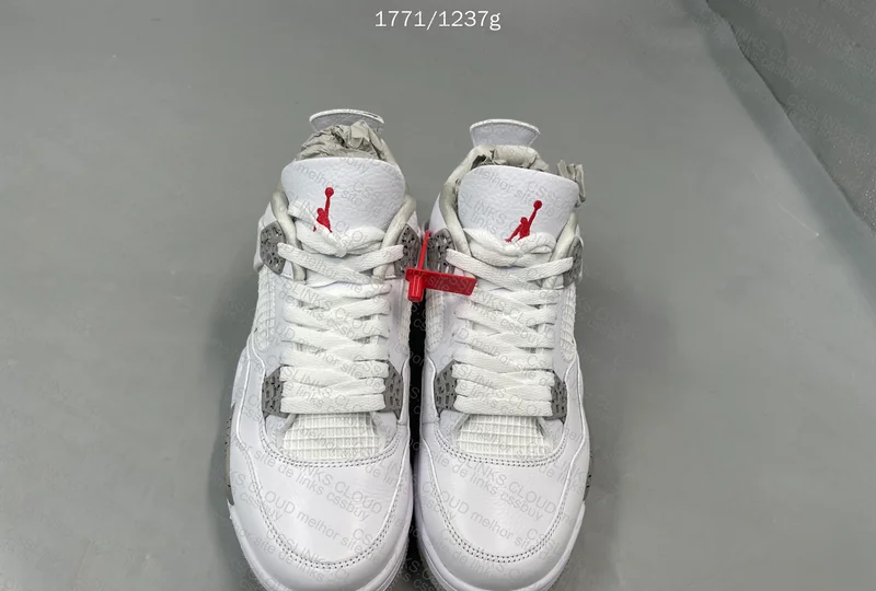 QC Air Jordan 4