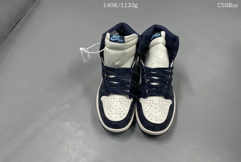 QC AJ1 HIGH 3