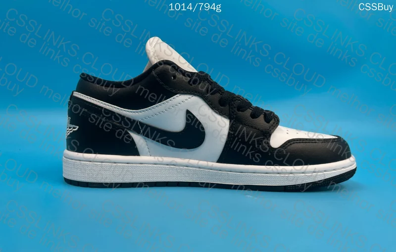 QC AJ1 Lows 4