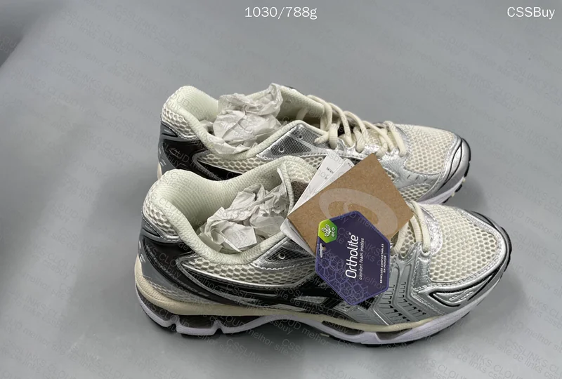 QC Asics Kayano 14 2