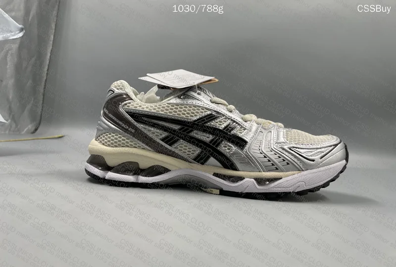 QC Asics Kayano 14 8