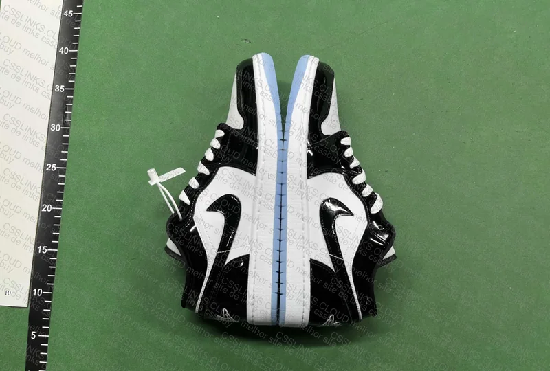 QC Jordan 1 Low "Concord' 5