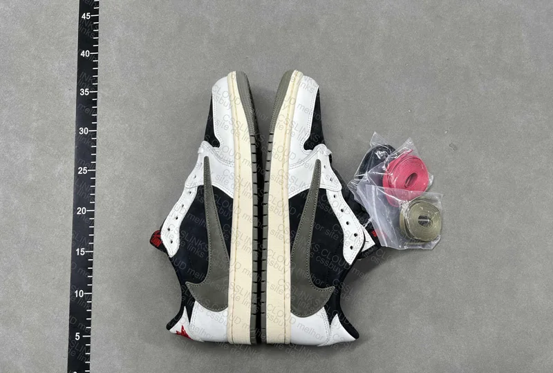 QC Jordan 1 low Travis Olive 5