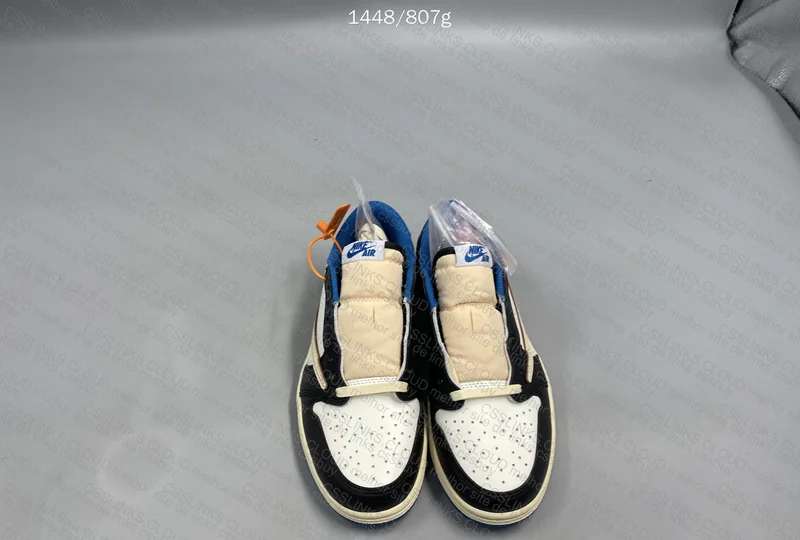 QC Jordan 1 Low TS x Fragment 9