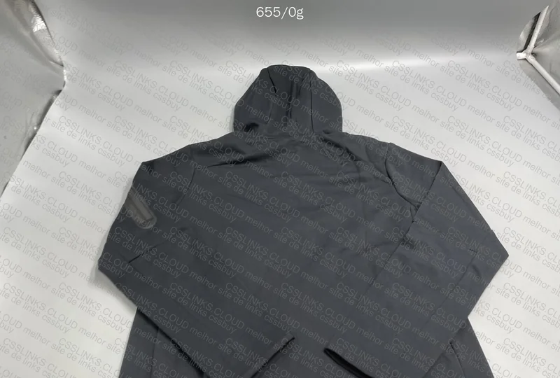 QC Nike Tech Fleece 3
