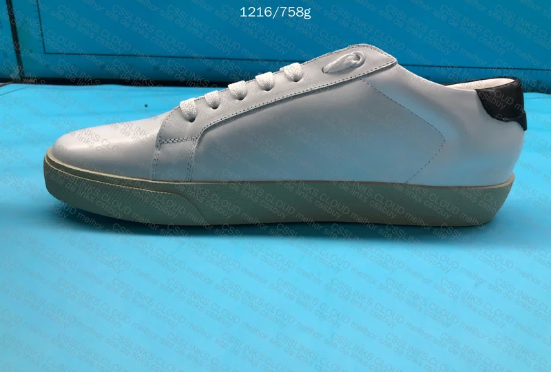 QC — Saint Laurent 4