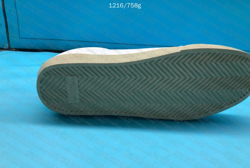 QC — Saint Laurent 6