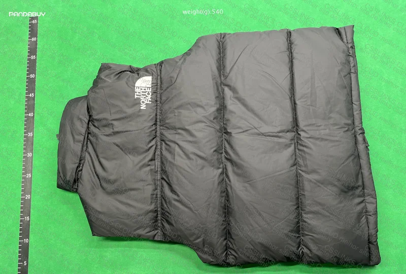 QC TNF 1996 Nuptse VEST 2
