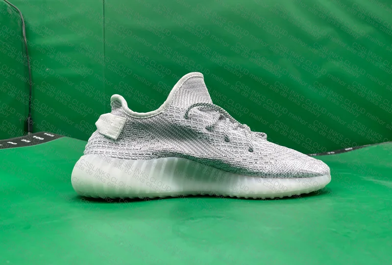QC Yeezy 350 V2 (Blindbox) 8