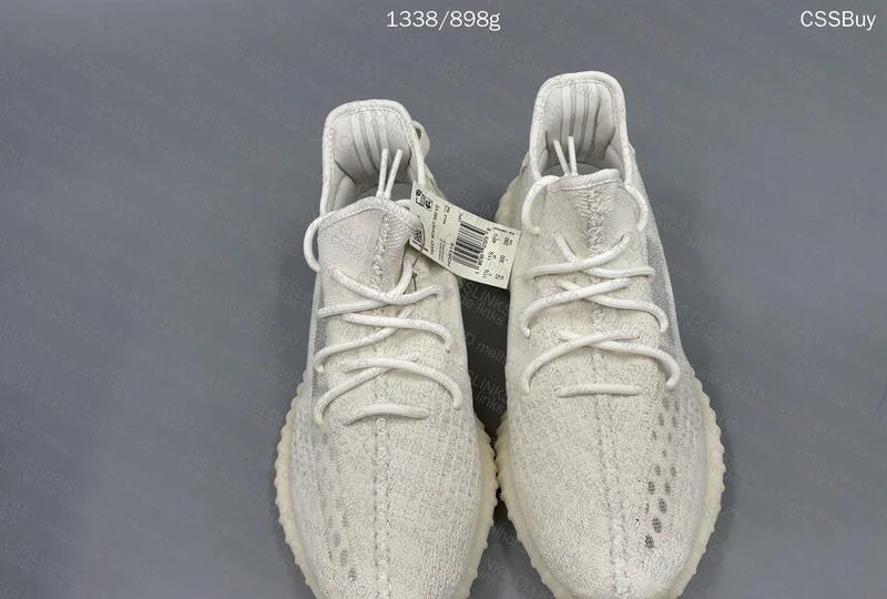 QC Yeezy 350 V2 Bone