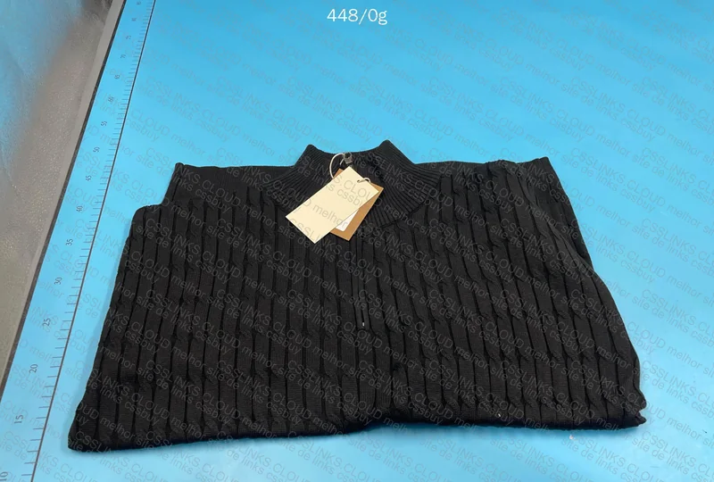 Quarter zip 4