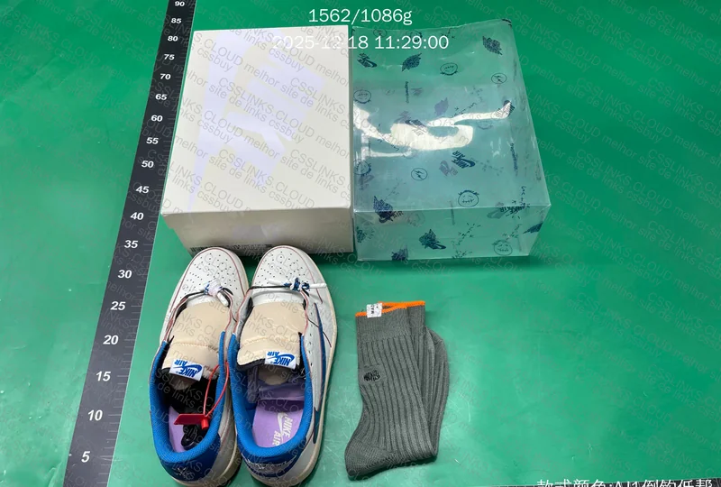 QY BATCH - Fragment 2.0 Low Travis Scott x Air Jordan 1