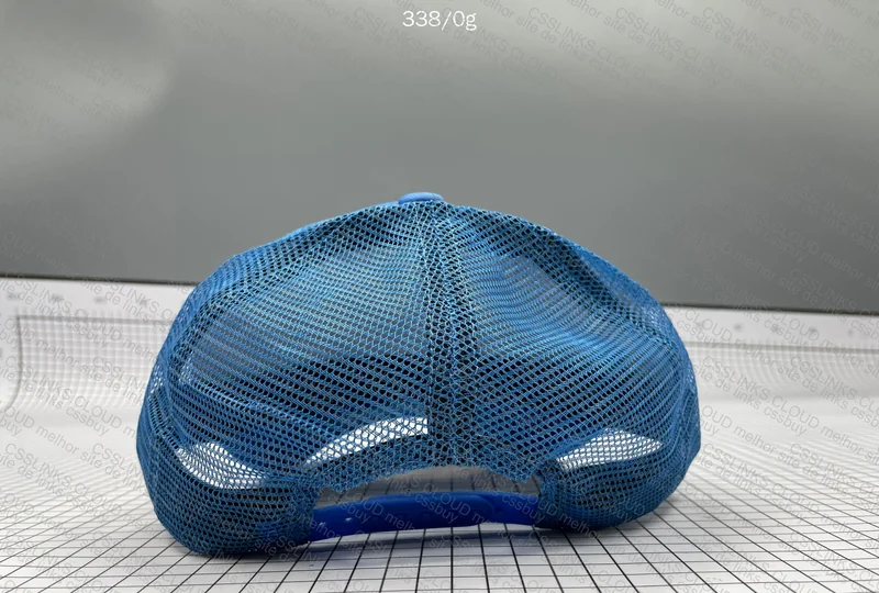 Radom 4 Caps 2
