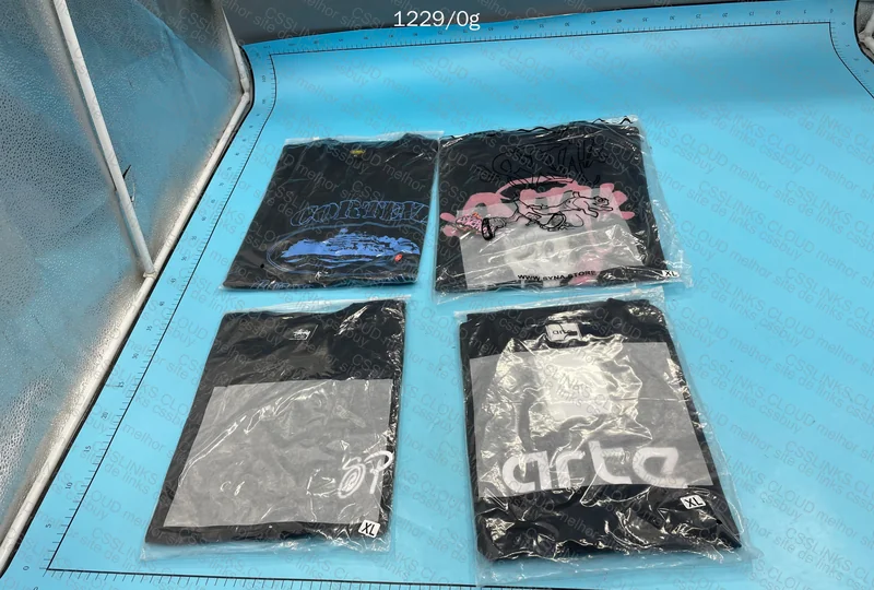 Random Box - 4 Shirts 3