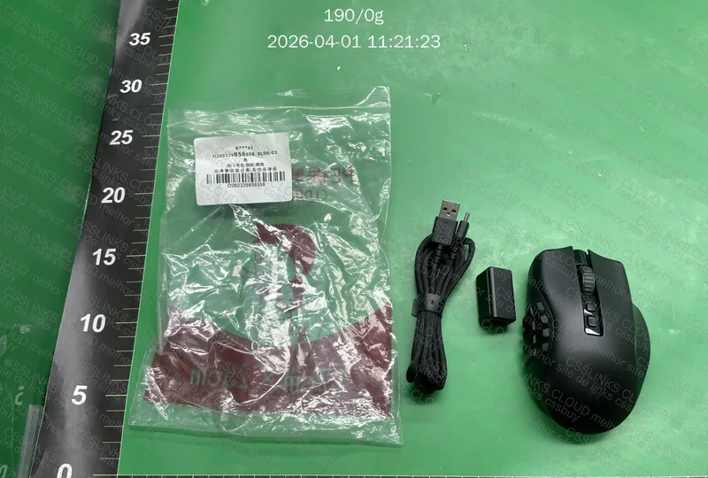 Razer Naga V2 Pro 4