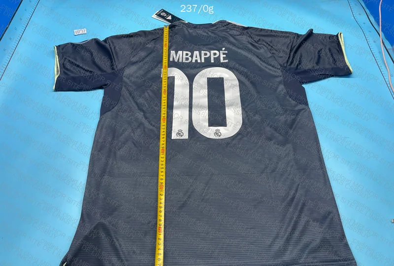 Real Madrid 25/26 away 2
