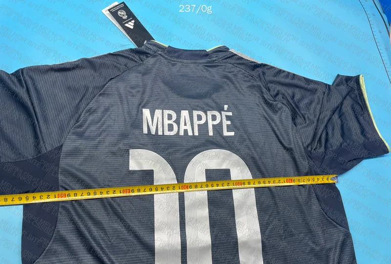 Real Madrid 25/26 away 8