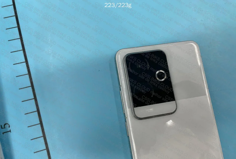 REALME GT 6 (CHINA) 3