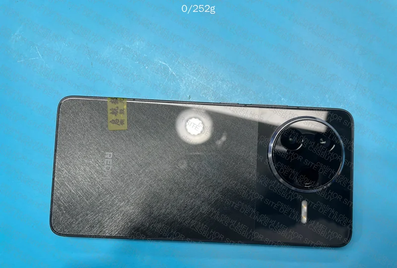 Redmi K80 (Poco F7 Pro) 8