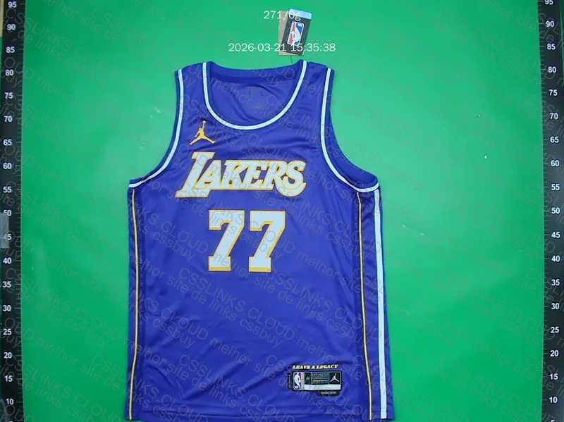Regata Lakers personalizada Luka Magic 2