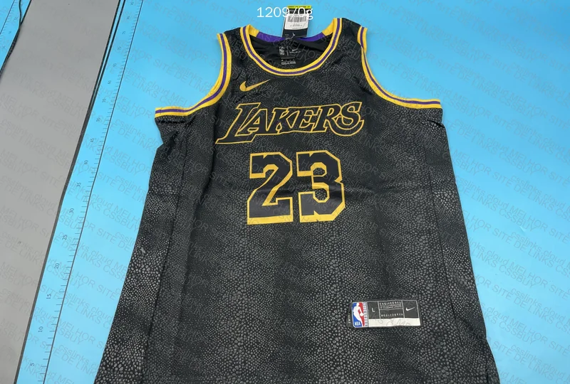 NBA Los Angeles Lakers Black Lebron James Tank Top - 35 Yuans