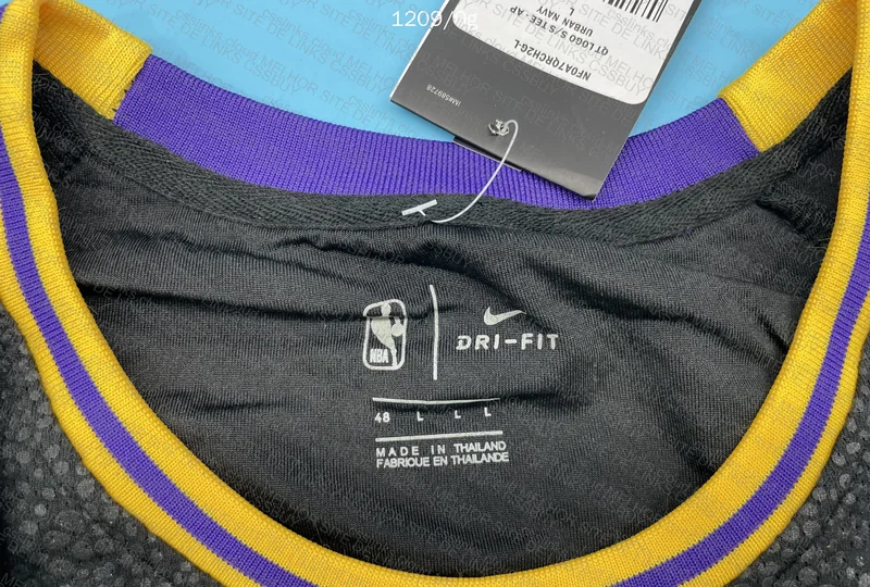 NBA Los Angeles Lakers Black Lebron James Tank Top - 35 Yuans 4