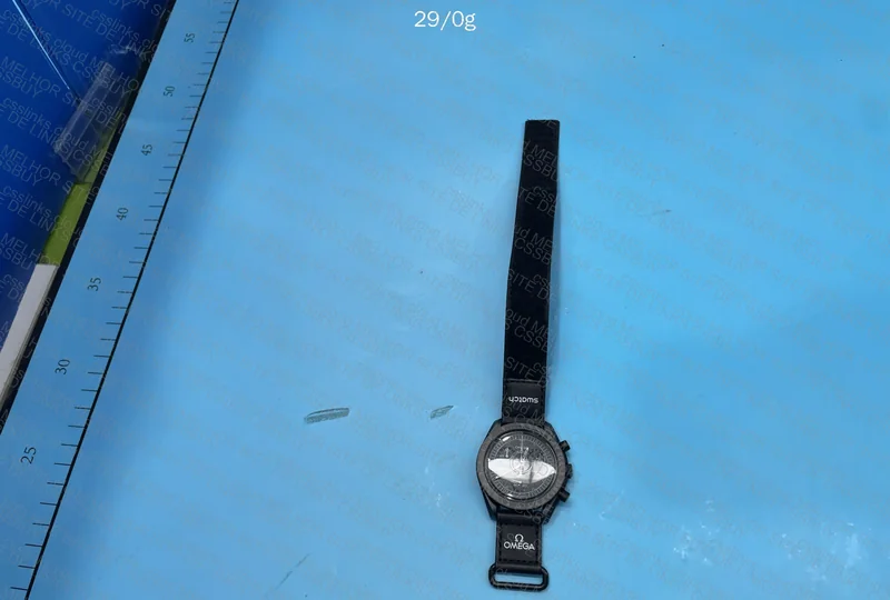 Omega Moonswatch Black Watch 3