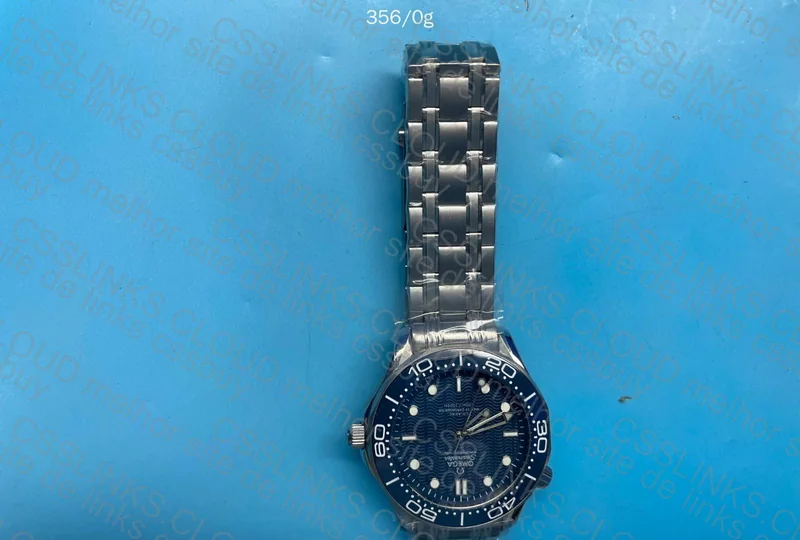 Omega Seamaster - 007 Edition Watch 3