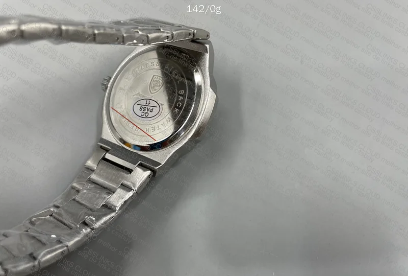 Poedagar Watch