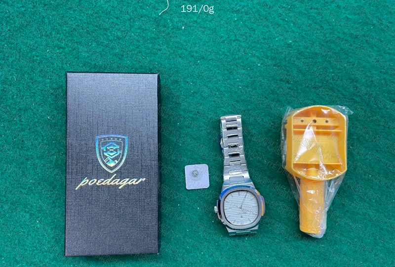 Poedagar White Watch