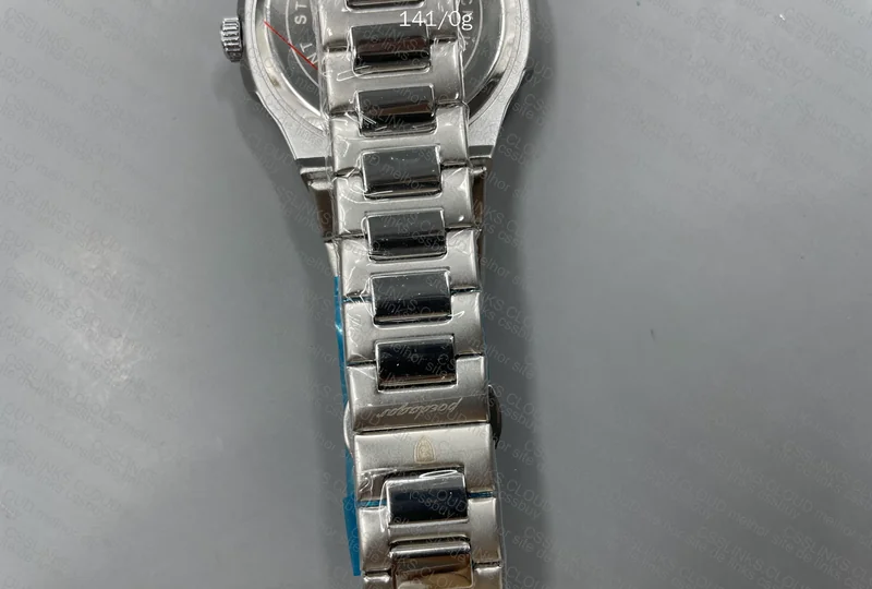 Poedegar Watch