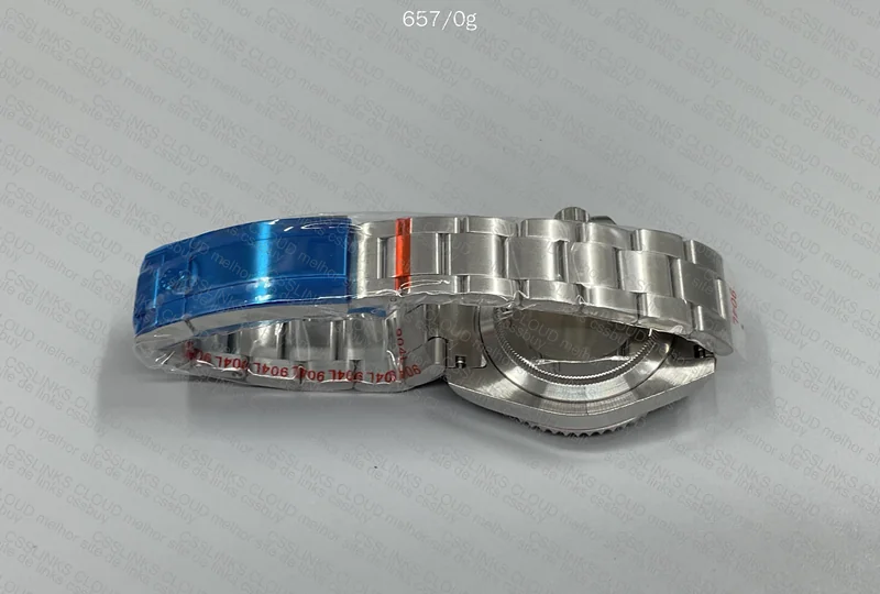 Rolex Submariner / Rolex Boxes 4