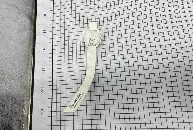 Swatch X Omega Moonswatch Moonphase Snoopy White 4