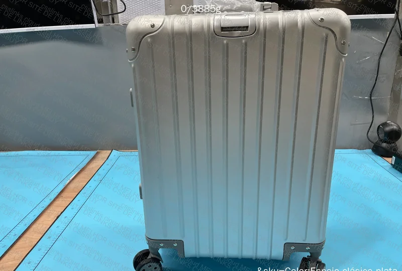 Rimowa Bag Replica