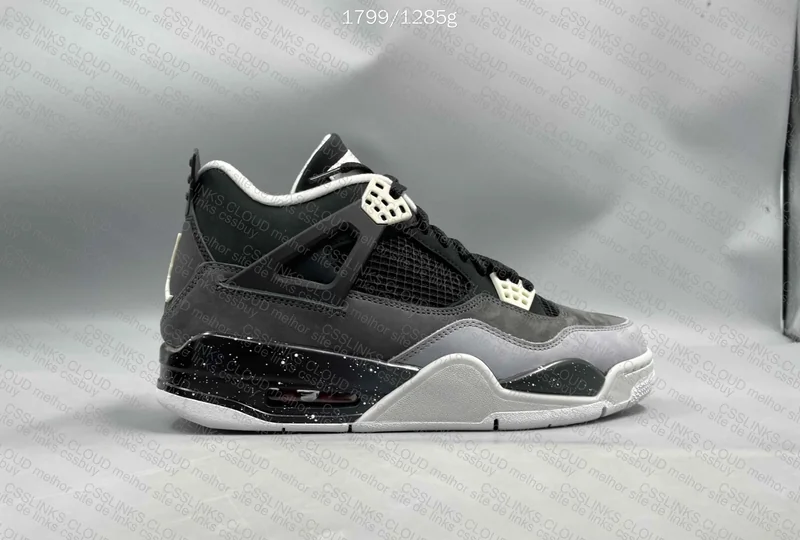 Repost with Natural Light AJ4 Fear Pack Sale 260¥ 5