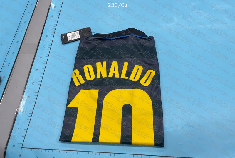 Retro Inter Milan 1997-1998 Ronaldo 5